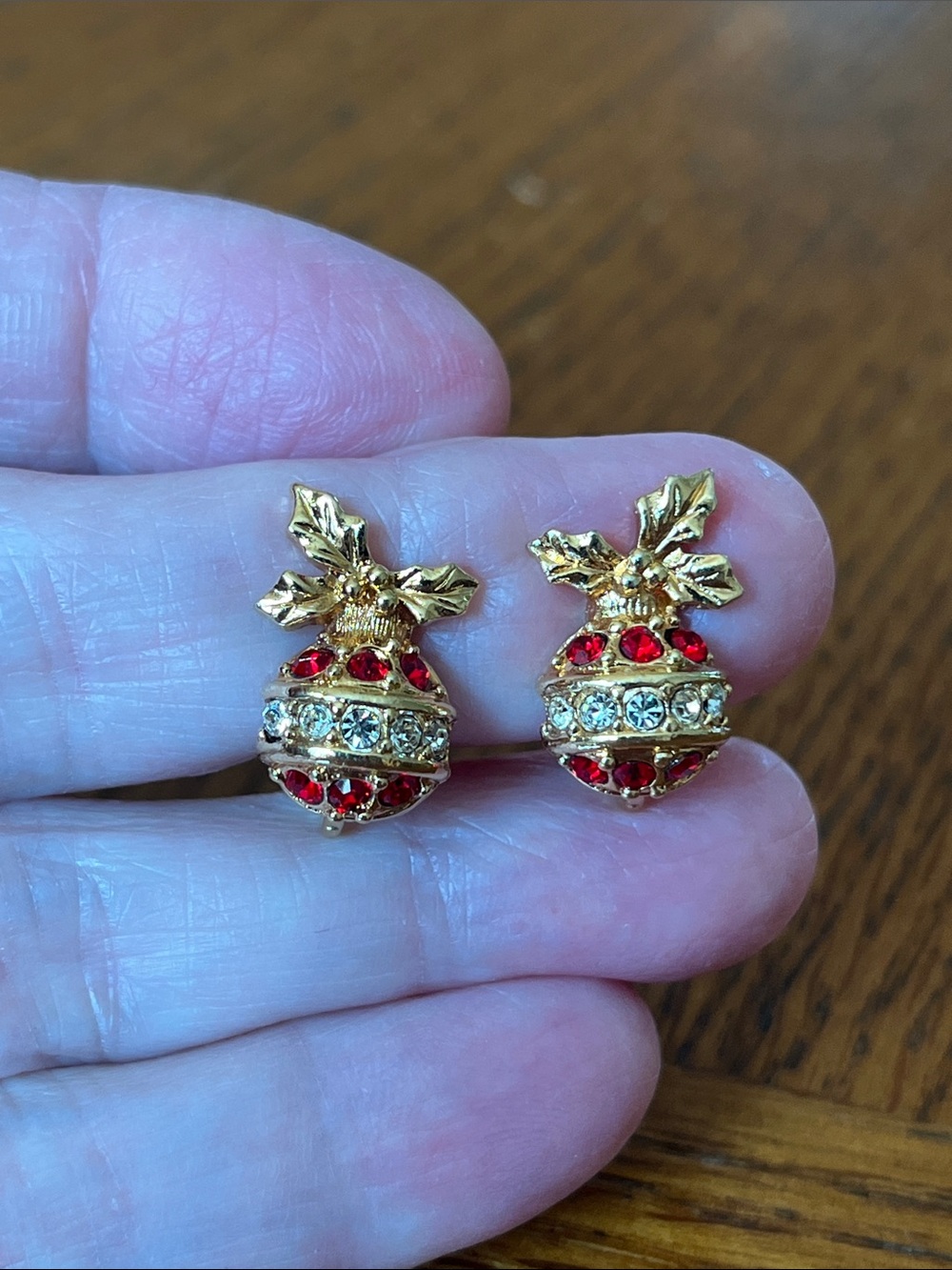 Avon Gold-Tone Ornament Clip On Earrings with Red and Clear Crystals